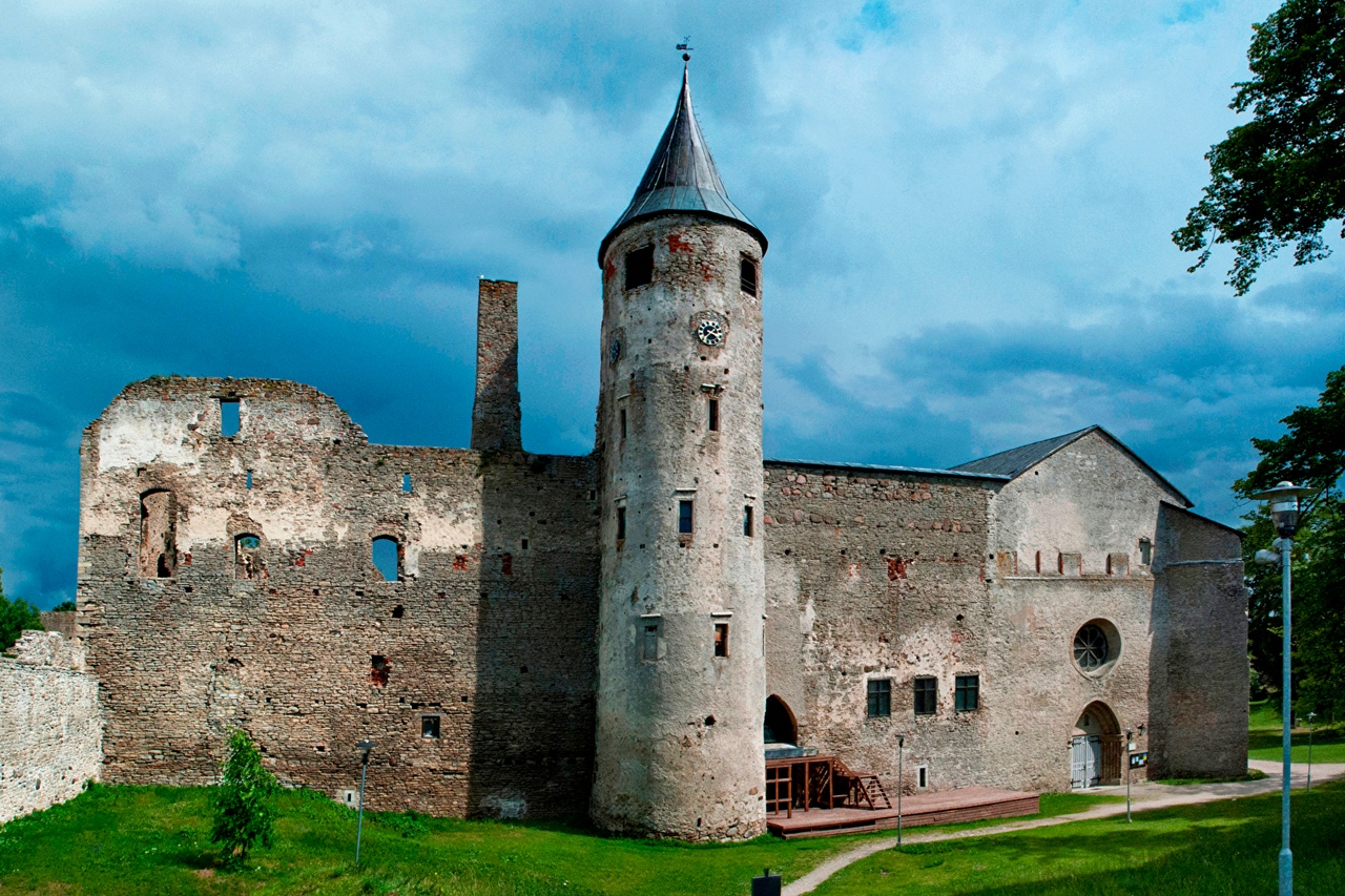 Гапсальский замок (Хаапсалу) (Эстония)