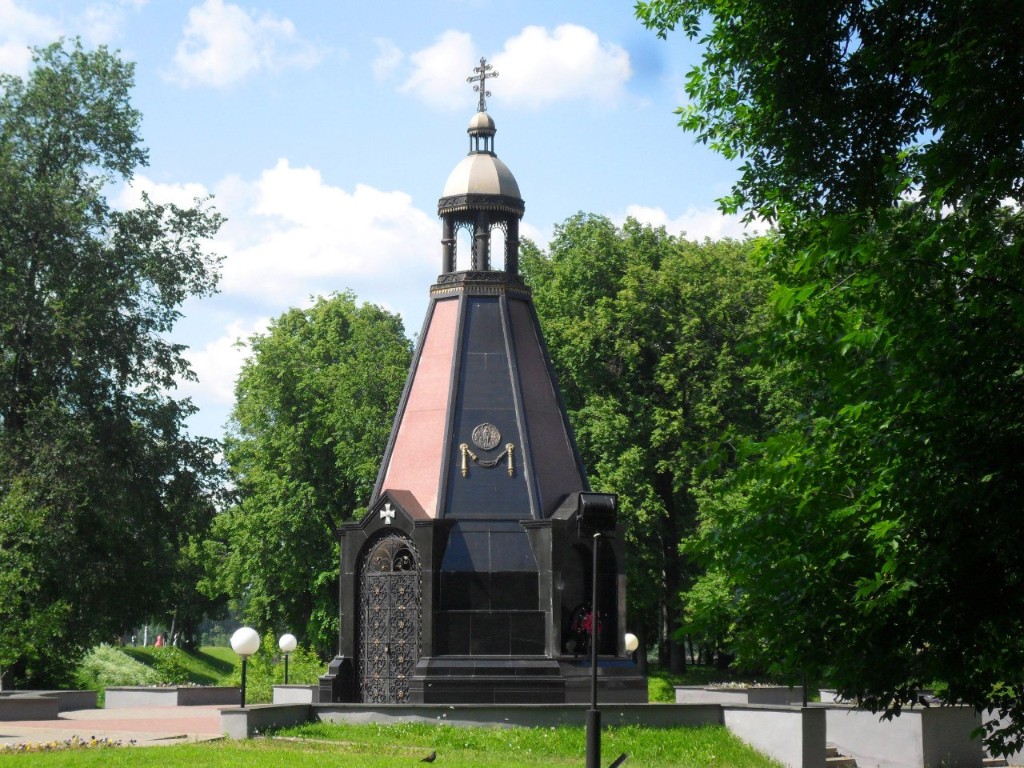 Часовня-памятник угличанам — защитникам отечества (Углич)