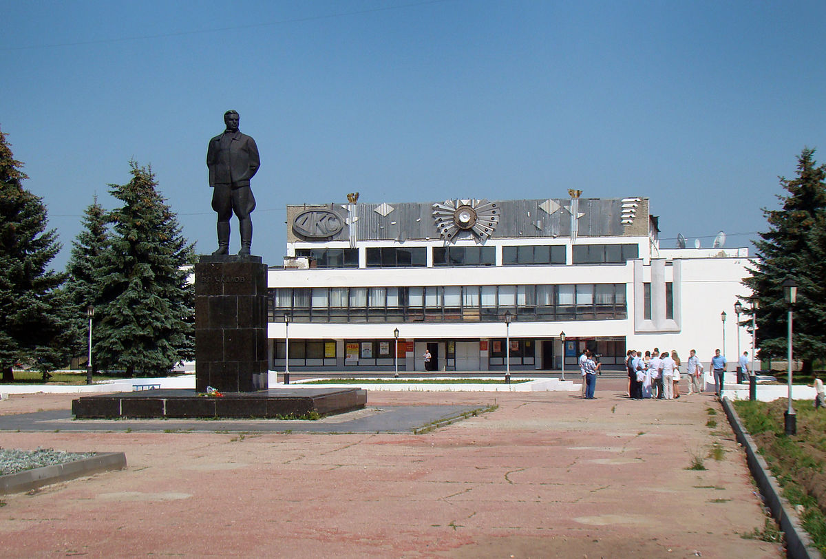 Памятник Чкалову (Чкаловск)