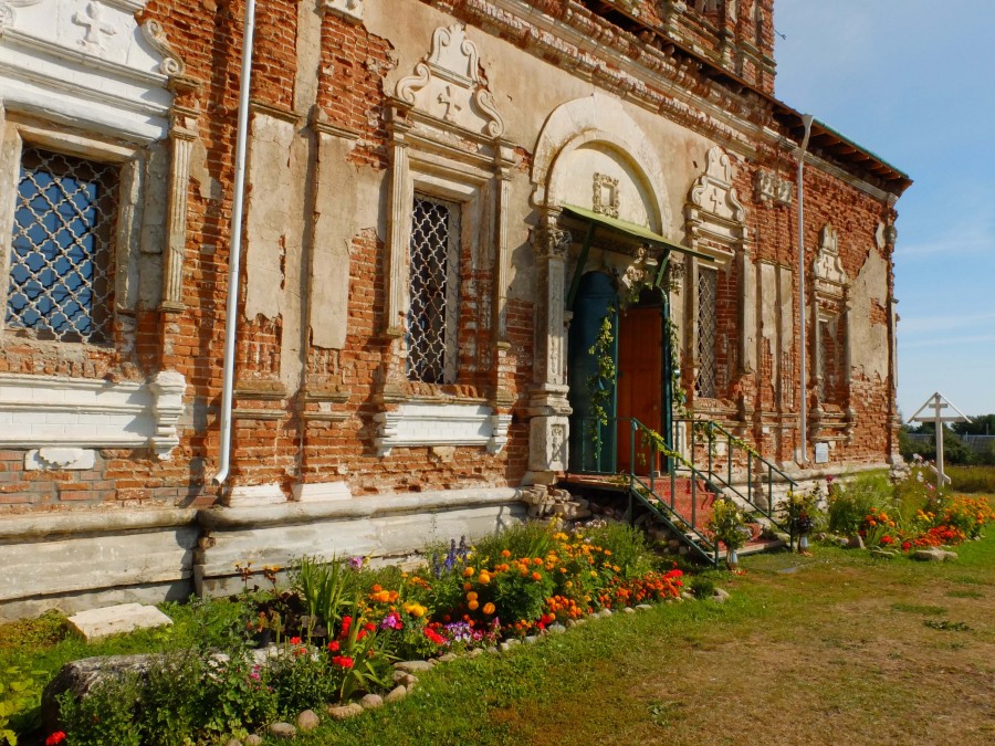 Свято-Успенский Шаровкин монастырь (Калужская область)