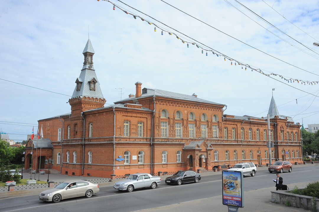 Здание Городской Думы и управы (Омск)