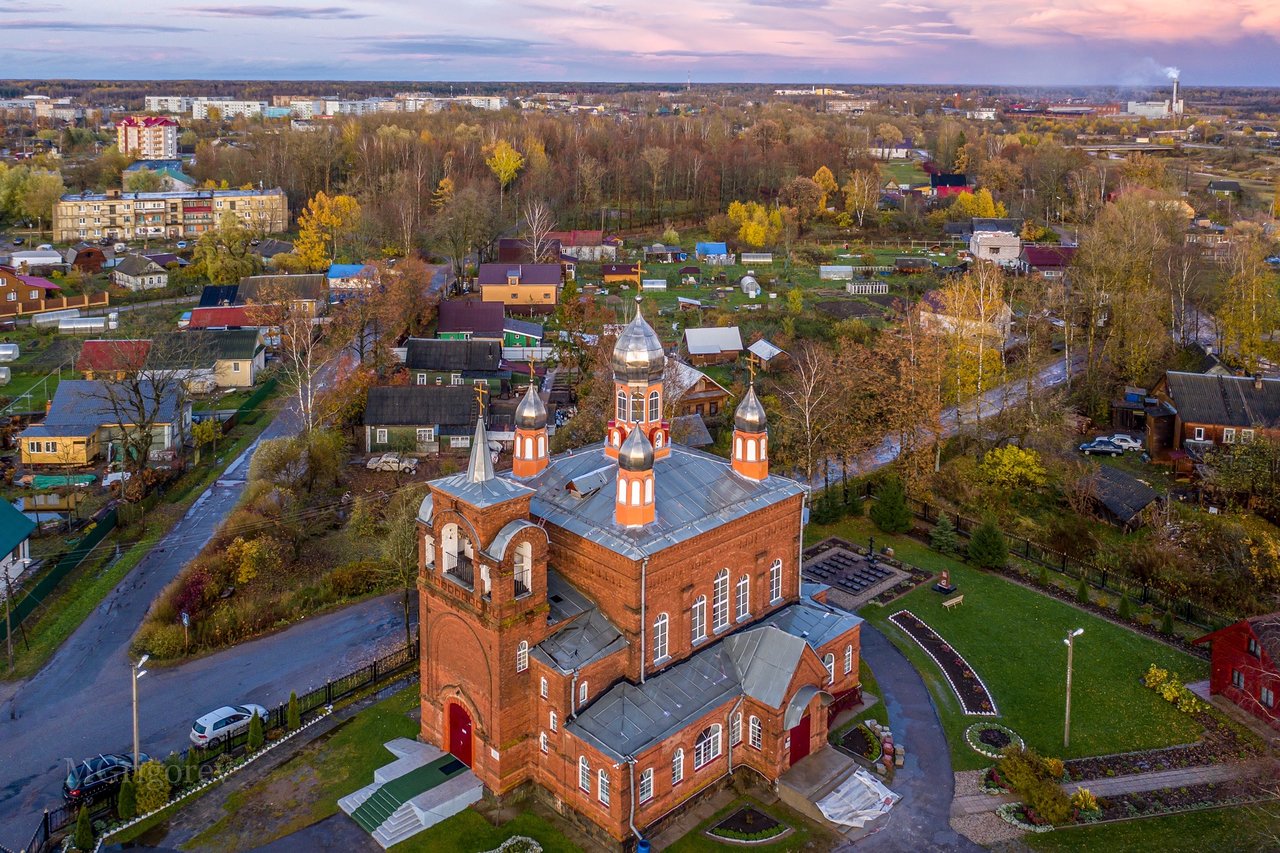 Казанская церковь (Чудово)