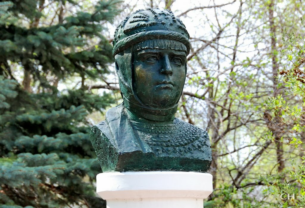 Памятник княгине Ольге (Владимир)