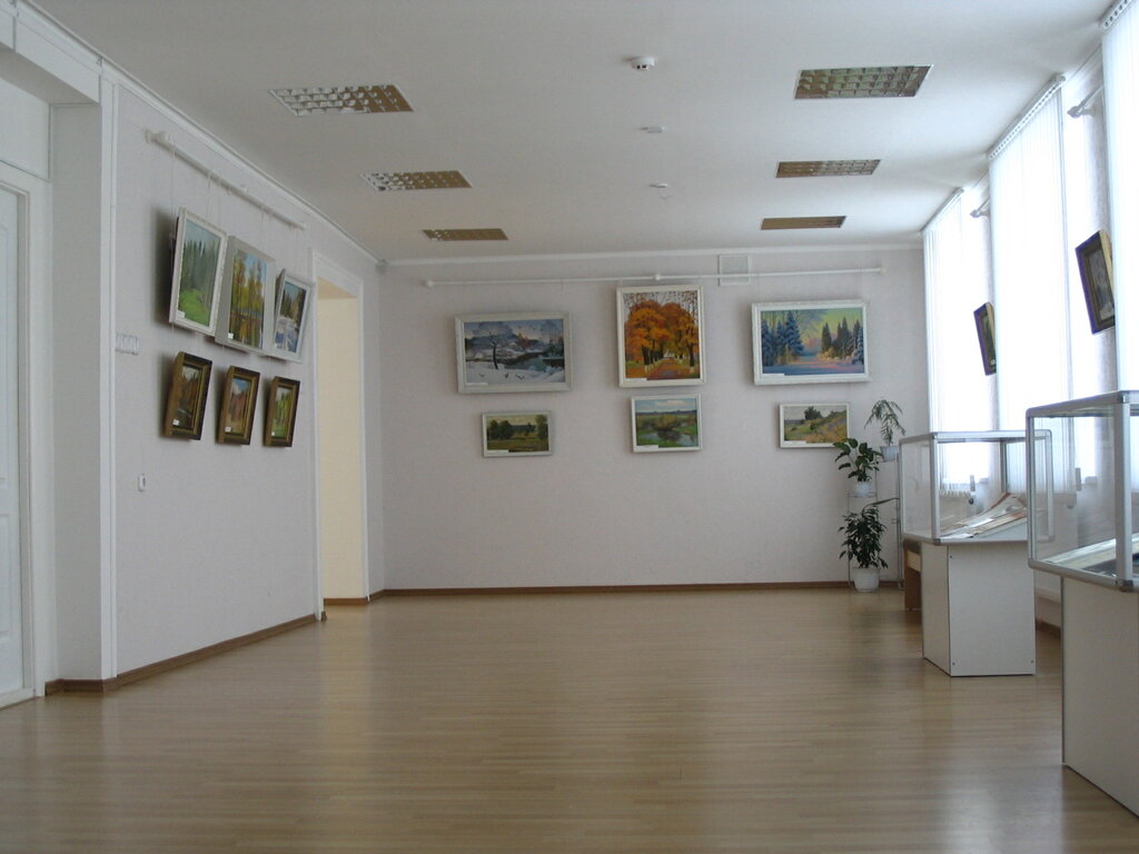 Галерея искусств (Слуцк)