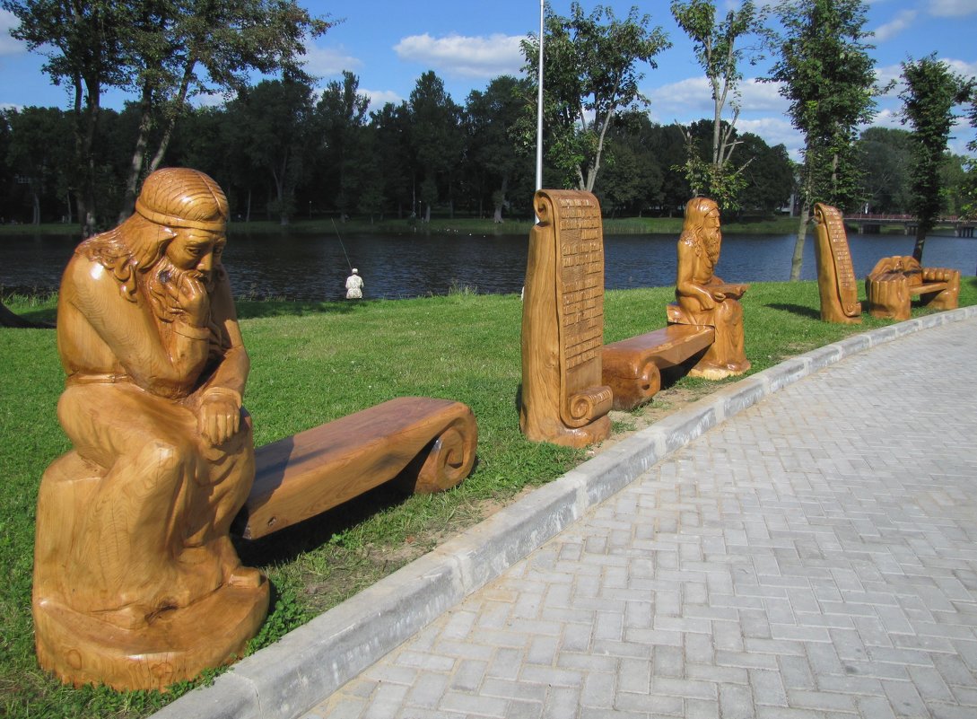 Сквер деревянных скульптур (Советск)