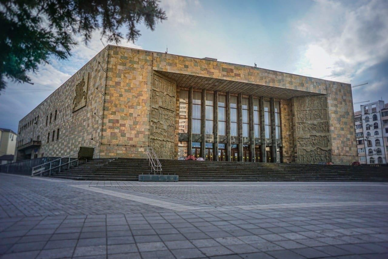 Дагестанский театр оперы и балета (Махачкала)