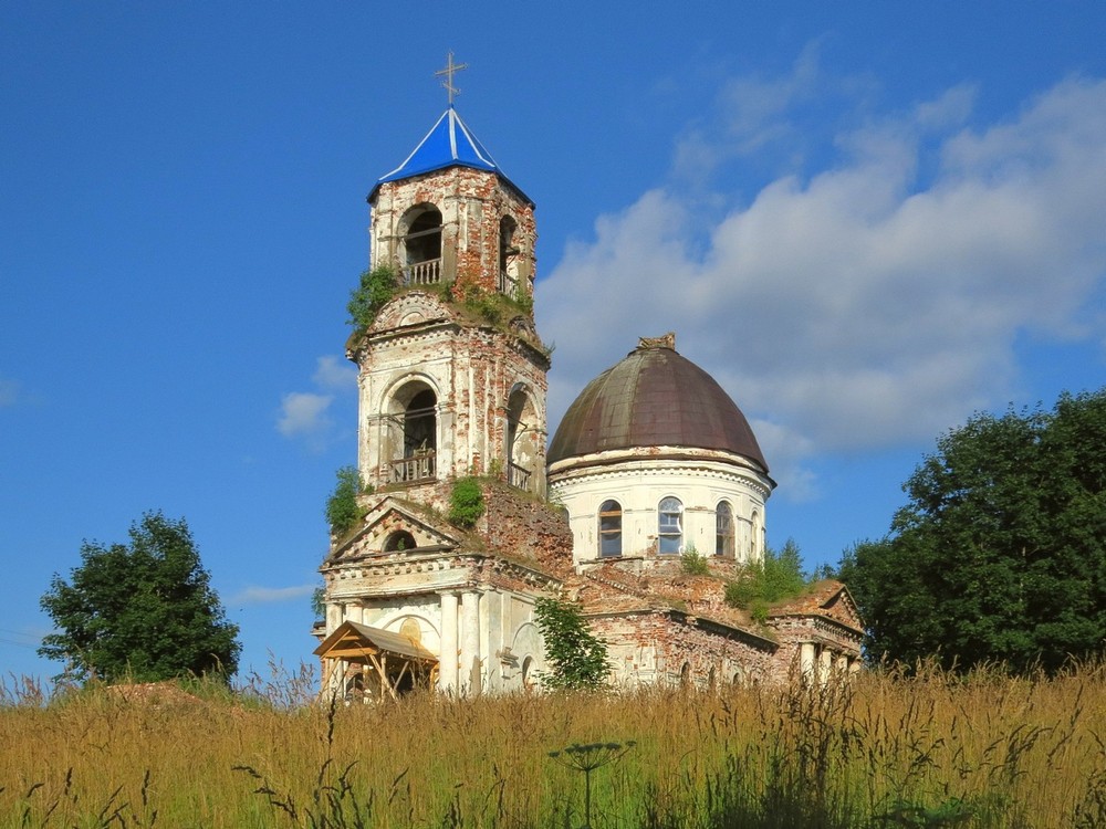 Троицкая церковь села Сопины (Боровичи)