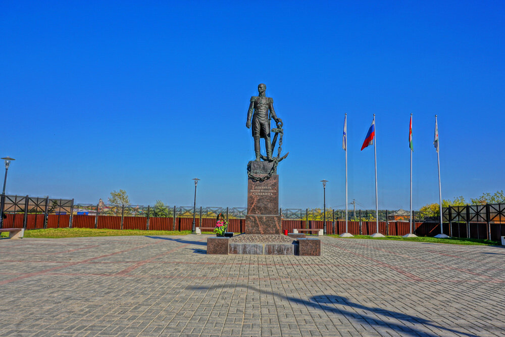 Памятник адмиралу Сенявину (Боровск)