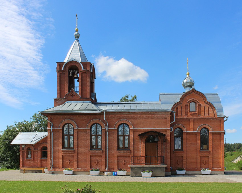 Церковь всех петербургских святых (Кингисепп)