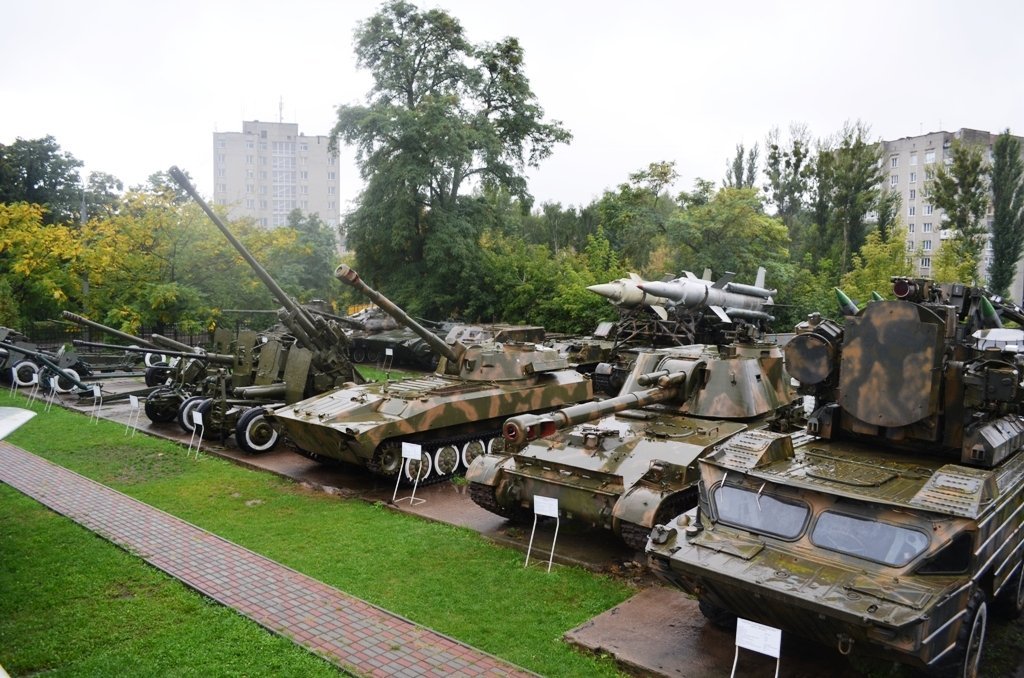Региональный музей украинского войска и военной техники (Луцк)