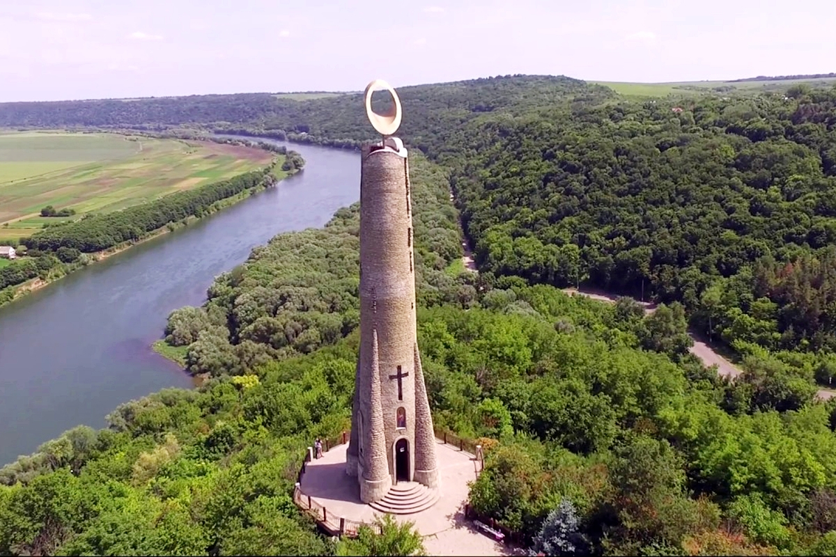 Памятник «Свеча Благодарения» (Молдавия)