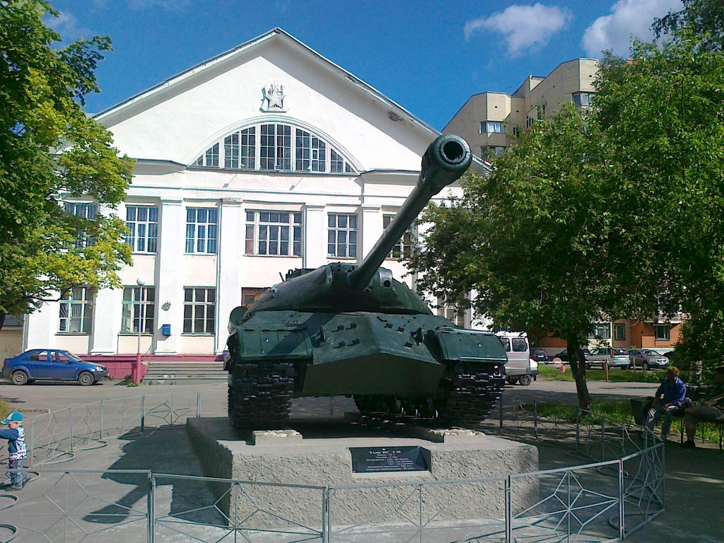 Боевой танк ИС-3 (Архангельск)