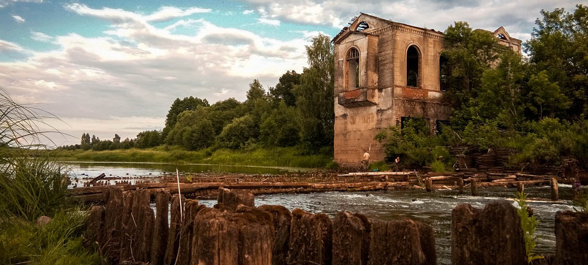 Руины Мирславской ГЭС (Ивановская область)
