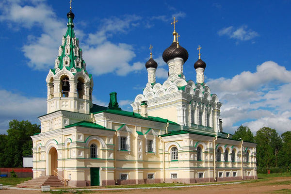 Свято-Троицкая церковь (Ивангород)